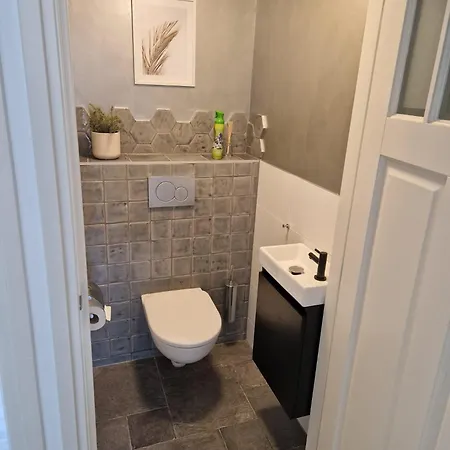 Gerenoveerde Jaren 1930 Woning In Hartje * Medemblik